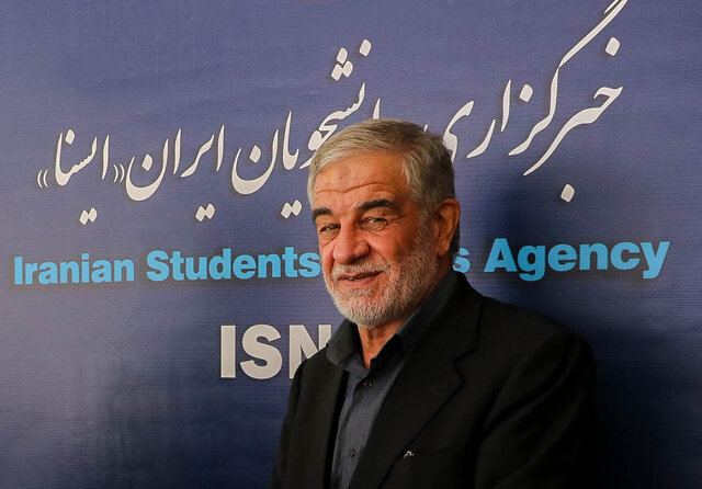 ارزش‌ها و دستارودهای ملت ایران قابل معامله نیست