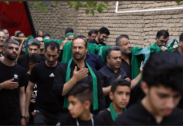 آیین محلهگردی؛ سنت ۱۰۰ ساله مهریز در سوگ حسینی