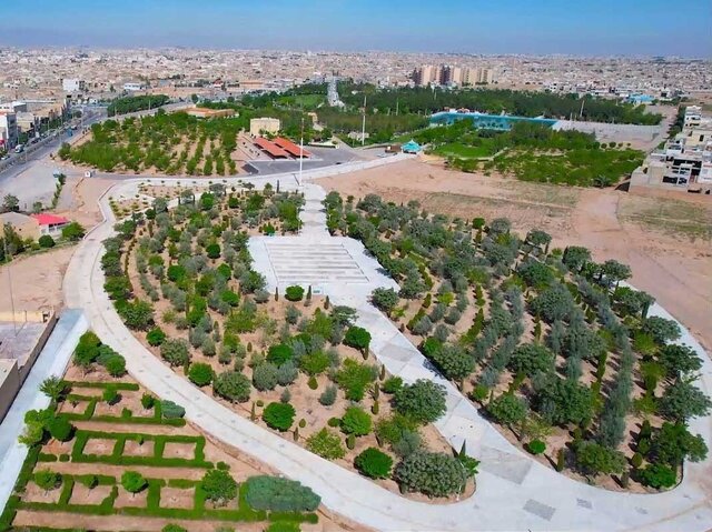 افزایش ۱۵۰ هکتاری فضای سبز شهر یزد/مدیران اعتقادی به فضای سبز ندارند