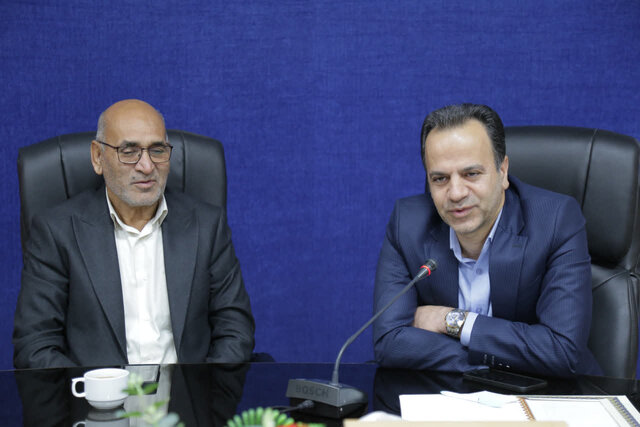 گسترش فرهنگ مدیریت مصرف و توسعه نیروگاه‌های خورشیدی در یزد