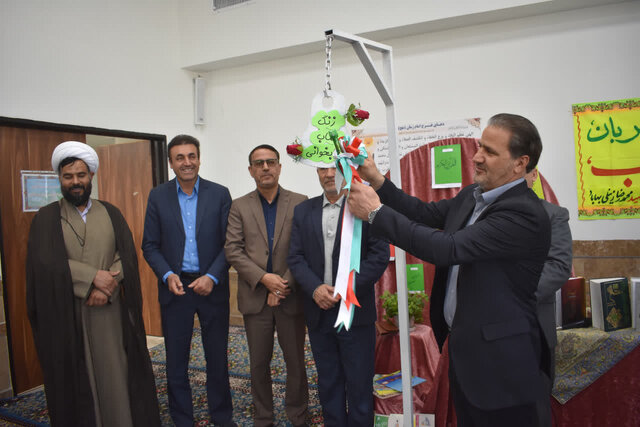 امام جمعه بهاباد: مطالعه و علم‌آموزی یک وظیفه ملی است