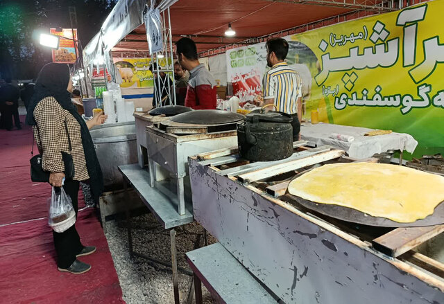 ششمین جشنواره قورمه، غذاهای سنتی و نان مهریز آغاز بکار کرد