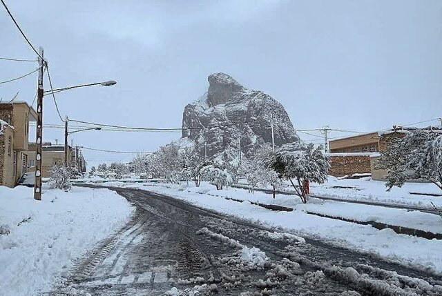 چنارناز رکوردار بارش‌های استان یزد/تداوم بارش‌ و یخبندان