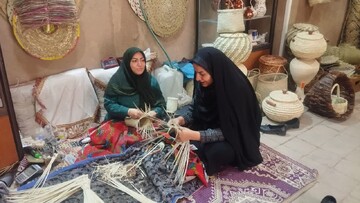 بازارچه‌های نوروزی؛ تلاشی برای زنده نگه داشتن بازار هنر در شرایط جنگ