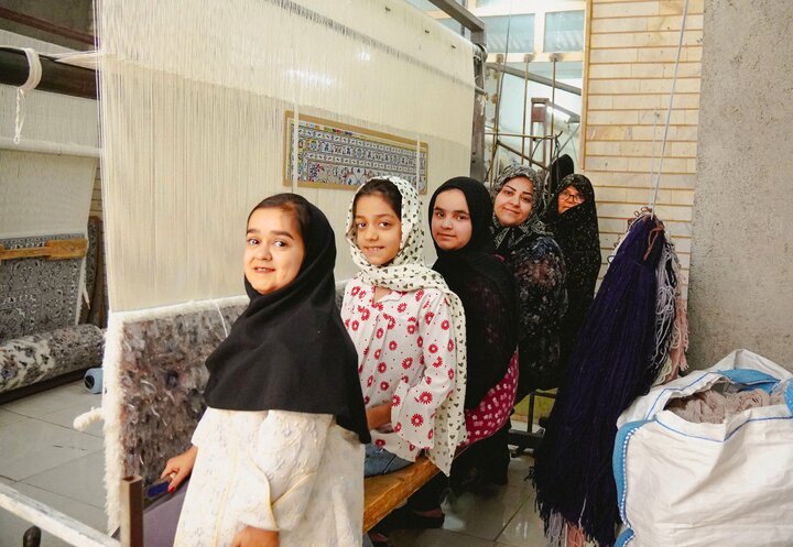 از رقابت با کاشان تا دغدغه بقا؛ روایت امروز دارهای در حال خاموشی قالی جهانی اردکان