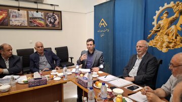 لزوم هم‌سویی تأمین اجتماعی با ملاحظات صنعت/قوانین پیچیده و غیرشفاف سد راه رونق تولید
