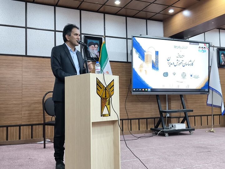 تکمیل زنجیره مهارت و پیوند صنعت و دانشگاه کلید جلوگیری از مهاجرت نخبگان