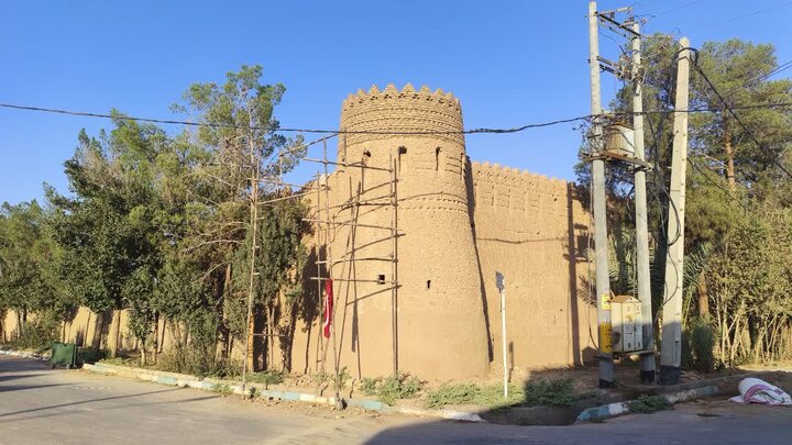 الگوی موفق نجات میراث تاریخی در یزد؛ احیای آثار کهن «عزآباد» با پیوند علم و عمل جهادی
