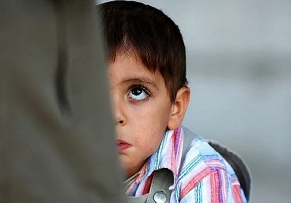 فعالیت تیم‌های سیار سنجش بینایی در روستاهای ماه‌نشان