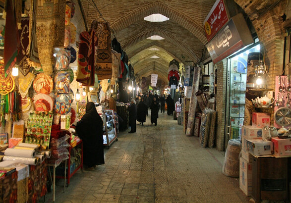 مرمت راسته‌های اصلی و فرعی بازار زنجان