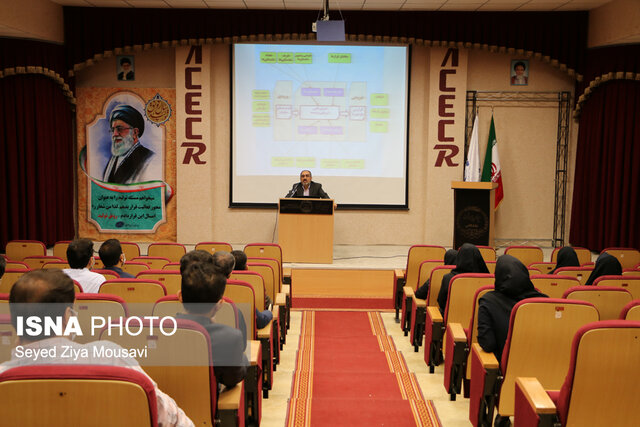 سازمان‌ها نگاه ویژه‌تری به سمت‌های مدیریتی داشته باشند