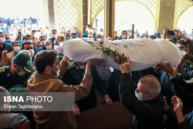 پیکری که بعد از ۳۸ سال آرام گرفت پیکری که بعد از ۳۸ سال آرام گرفت