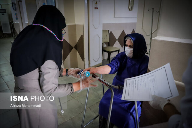 آغاز واکسیناسیون افراد بالای ۸۰ سال در زنجان