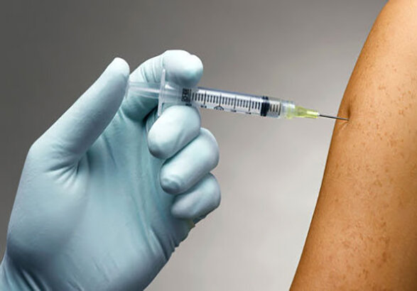 دریافت واکسن آنفلوآنزا به همه گروه‌های سنی بالای ۶ ماه توصیه می‌شود