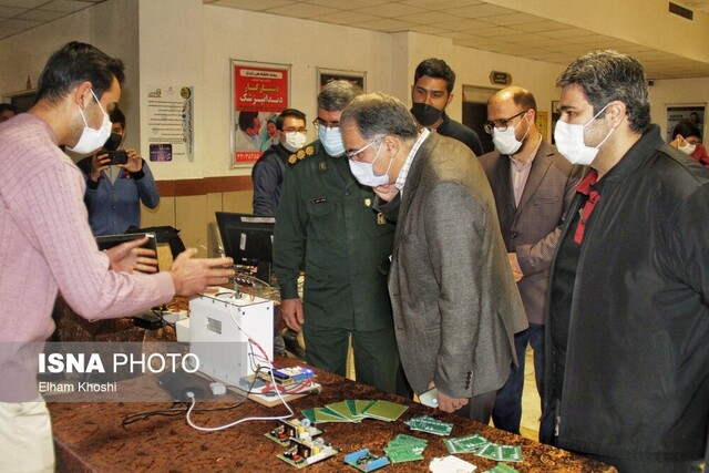 بازدید استاندار زنجان و مسئولان استانی از نمایشگاه جهادگران علم و فناوری بسیج