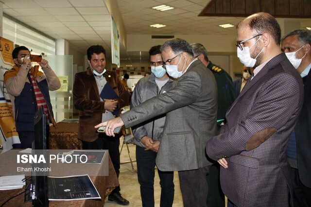 بازدید استاندار زنجان و مسئولان استانی از نمایشگاه جهادگران علم و فناوری بسیج