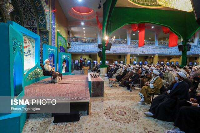 برگزاری اجلاسیه استانی نماز در زنجان