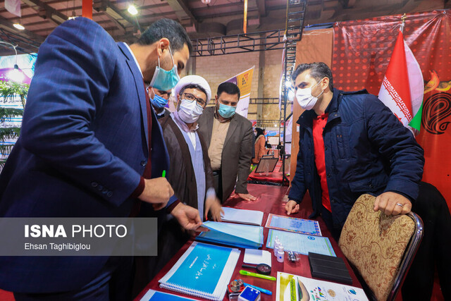 حضور جهاددانشگاهی زنجان در دومین روز نمایشگاه هفته پژوهش