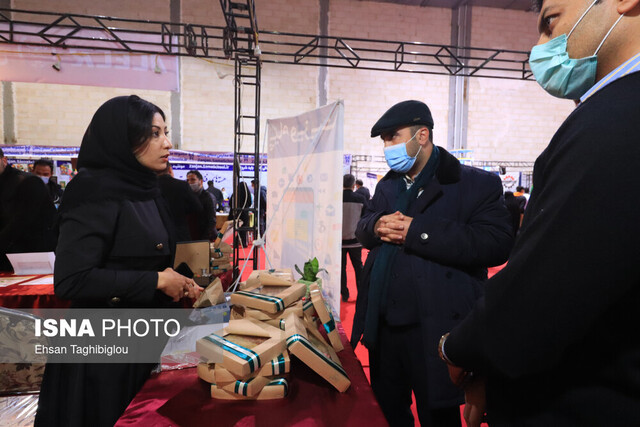 حضور جهاددانشگاهی زنجان در دومین روز نمایشگاه هفته پژوهش