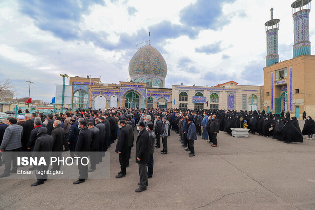 تشییع پیکر امام جمعه موقت زنجان