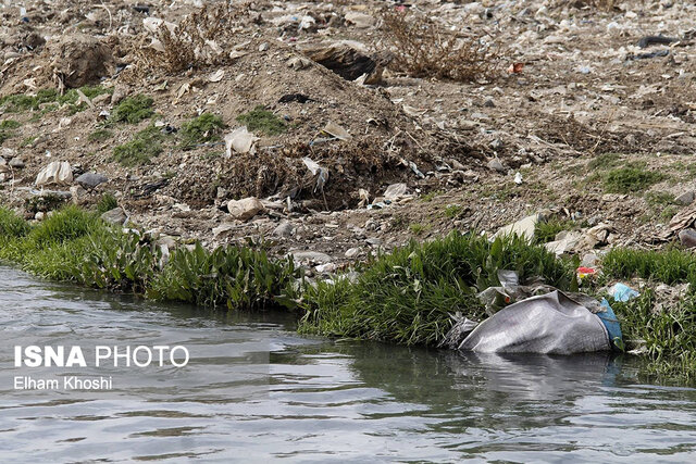 زبالههای رها شده؛ زنجانرود را دریابید