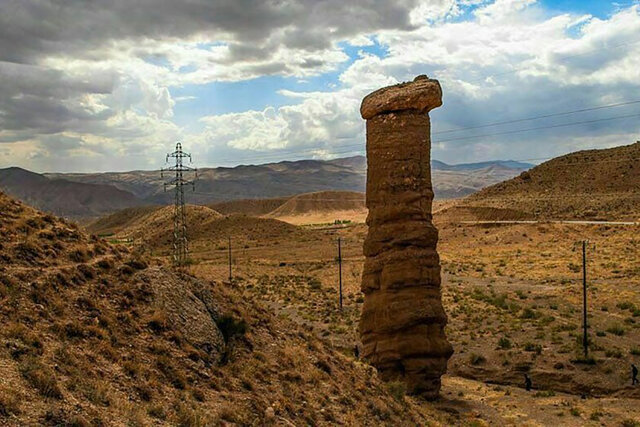 دودکش جن؛ «هودو»ای از باور افسانه‌ها در ماه‌نشان