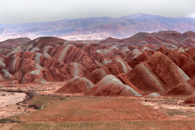 کوه های رنگی، جاذبه گردشگری پنهان در زنجان