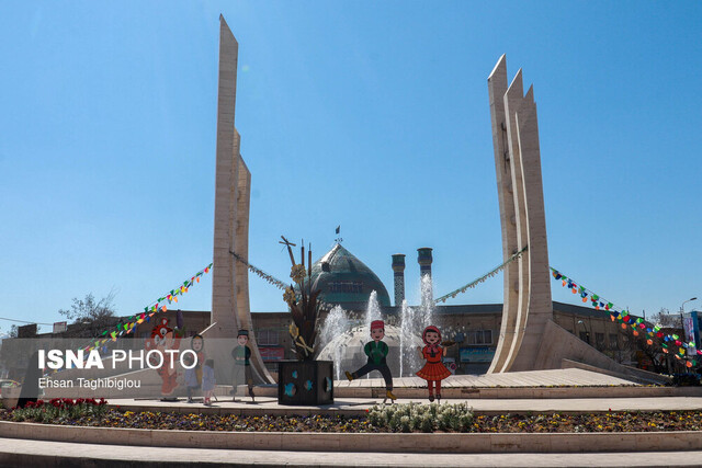 زنجان مزین به المان‌های نوروزی