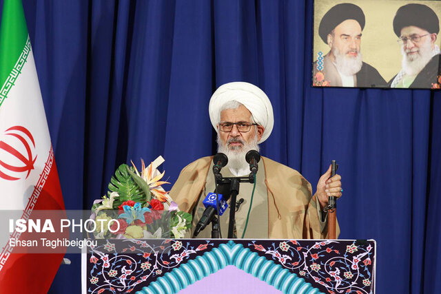 امام جمعهی زنجان از مردم خداحافظی کرد امام جمعهی زنجان از مردم خداحافظی کرد