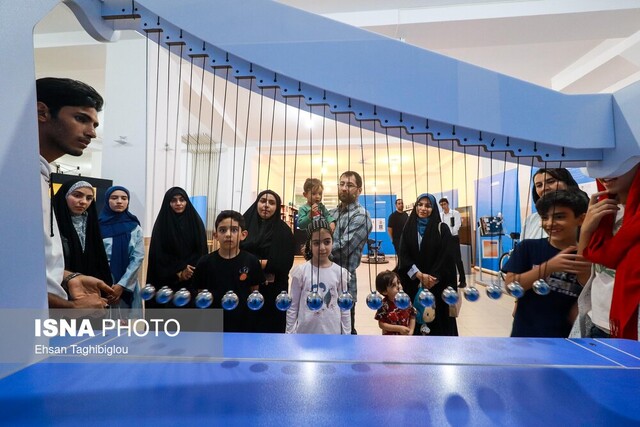 نمایشگاه سیار موزه ملی علم و صنعت زنجان نمایشگاه سیار موزه ملی علم و صنعت زنجان