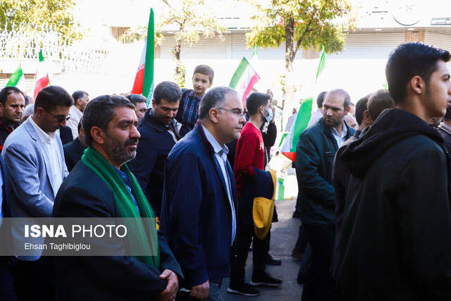 برگزاری باشکوه راهپیمایی ۱۳ آبان در زنجان