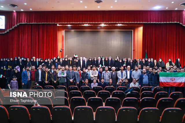 گردهمایی بزرگ دانشجویان بسیجی استان زنجان