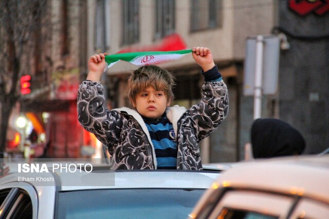 شادی مردم زنجان پس از پیروزی ایران مقابل ولز شادی مردم زنجان پس از پیروزی ایران مقابل ولز