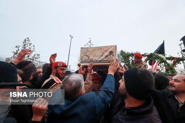 استقبال از شهدای گمنام در زنجان