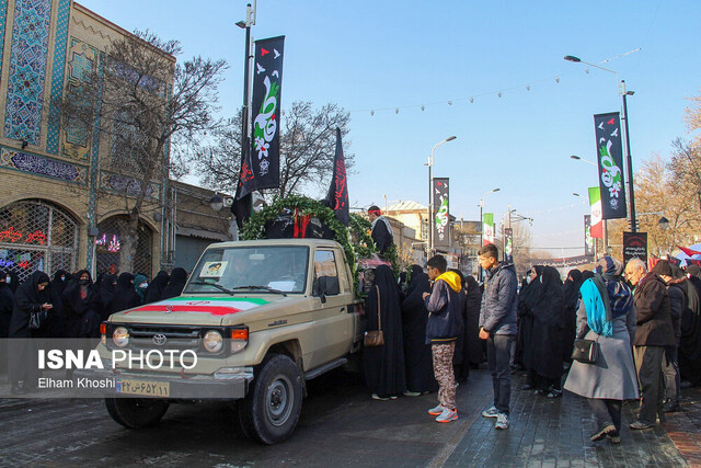 تشییع پیکر پاک شهدای گمنام دفاع‌مقدس در زنجان