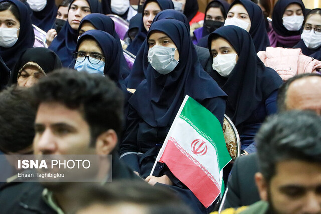 نواخته شدن زنگ گلبانگ انقلاب در زنجان