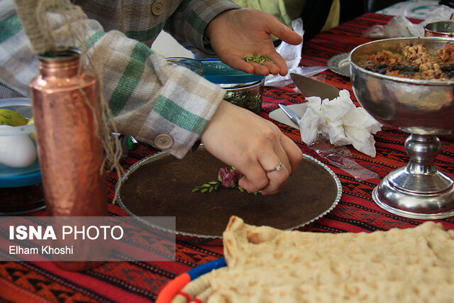 برگزاری جشنواره غذاهای بومی و محلی دانشجویی در زنجان برگزاری جشنواره غذاهای بومی و محلی دانشجویی در زنجان