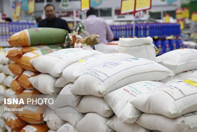 عکس تزئینی است توزیع گسترده برنج، روغن و مرغ در شهرستان با نظارت مستمر دستگاههای اجرایی