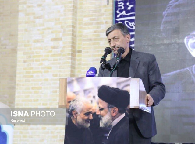 فتاح: رئیسی، شهیدی در لباس خدمت بود