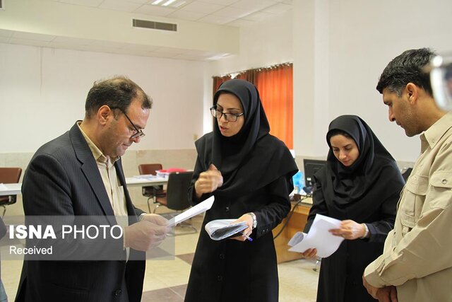 کاهش استقبال از استخدام‌های دولتی به دلیل مشکلات اقتصادی نگران‌کننده است