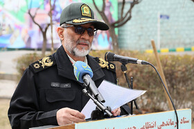 جانشین فراجا: دشمنان با جنگ نرم باورهای دینی جامعه را هدف گرفته‌اند