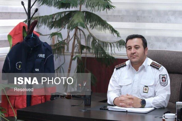 عکس تزئینی است نجات ۳۰ شهروند زنجانی از میان دود و آتش در مجتمع الماس