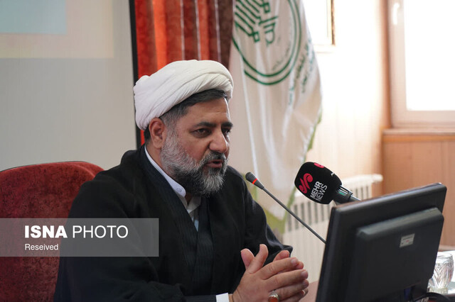 معاون نیروی هوافضای سپاه: بزرگداشت شهدا فقط نصب تصویرشان بر دیوارها نیست