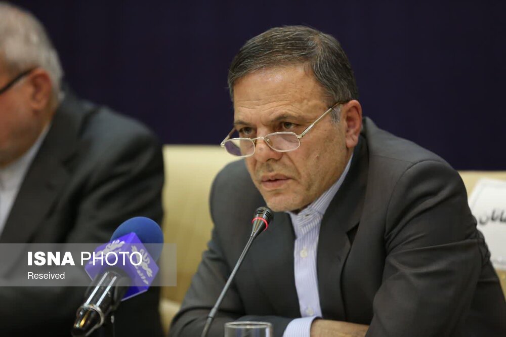 استاندار زنجان: مطالبات بانوان شاغل صرفا به مسائل معیشتی محدود نمی‌شود