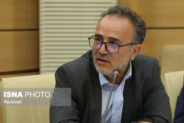 نماینده مجلس: فساد به‌مراتب مخرب‌تر از تحریم‌ها است