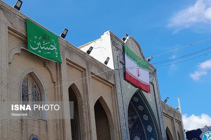 مردم زنجان در سالروز جمهوری اسلامی پاسخ قاطعی به دشمنان دادند